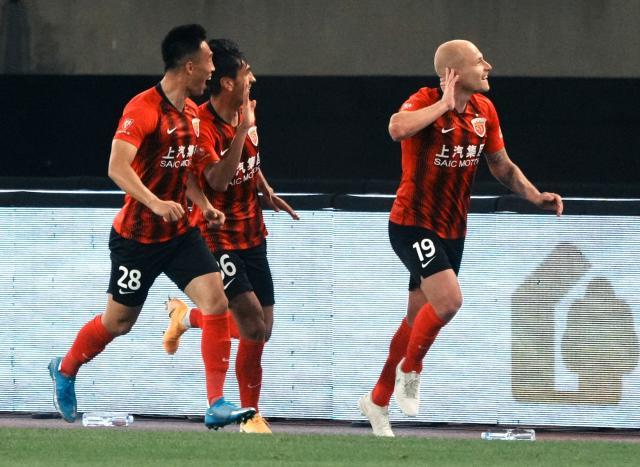 开云体育app-海港高开低走进攻成难题 缺兵少将莱科如何变阵？